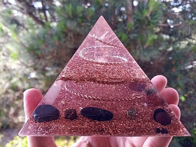 Lemurian Seed Crystal orgone pyramid with black tourmaline and shungite.